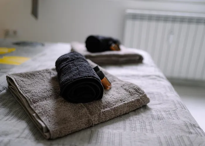 Lägenhet Center - 2 Min From Ndk *