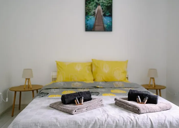 Center - 2 Min From Ndk Sofia