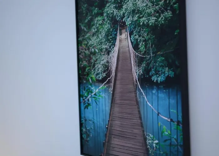 Lägenhet Center - 2 Min From Ndk